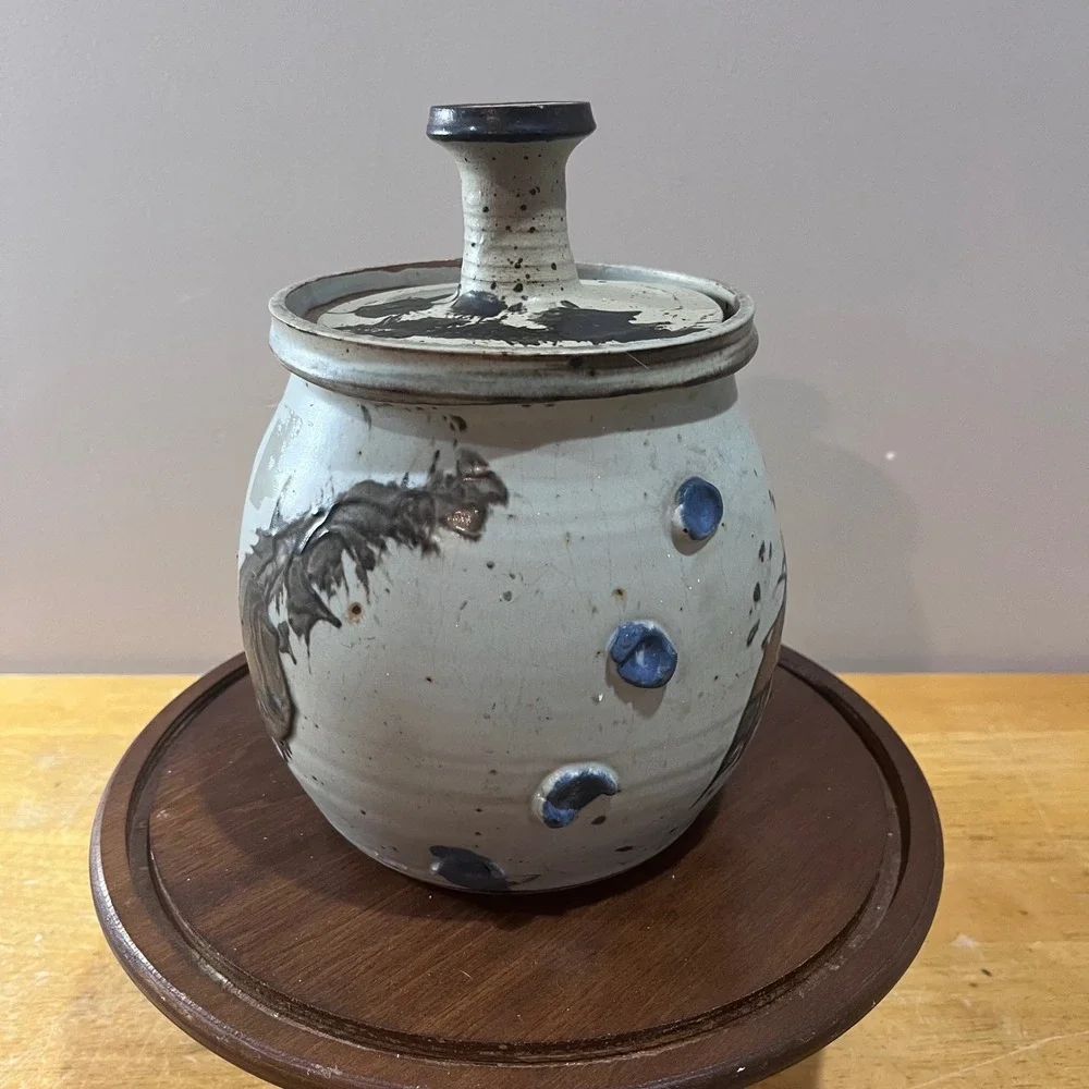 Vtg Middle Earth Studio Pottery Lidded Jar Cannister Brutalist Stoneware 9